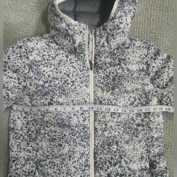 Lole Lightweight Duck Down Jacket - Size M - Picture 7 of 9